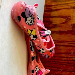 Disney minnie mouse water shoes